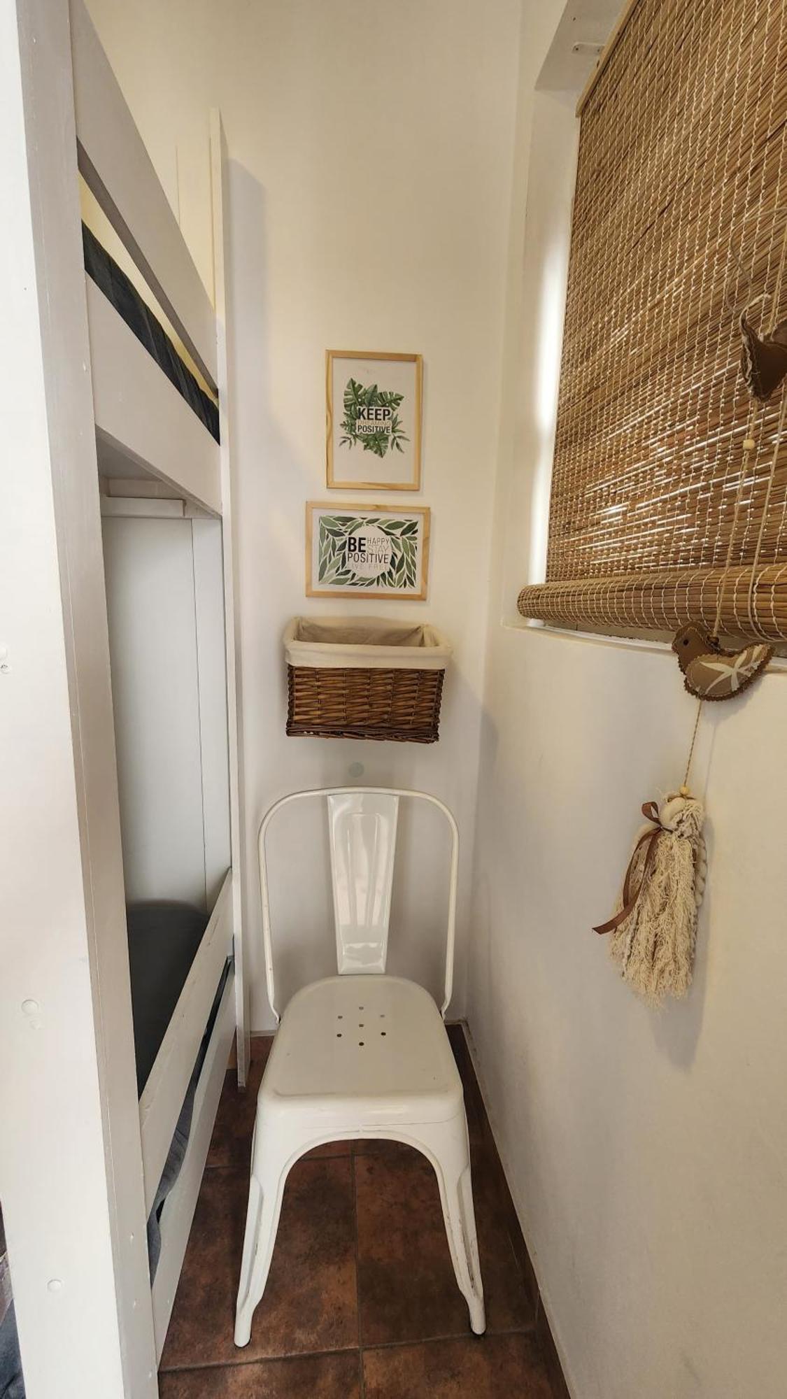 Twin Room with Shared Bathroom,1605478763:JPEG